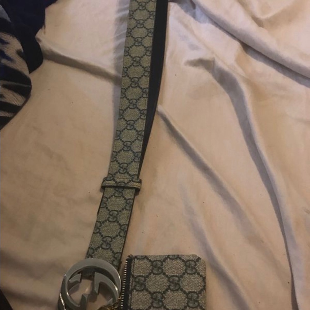 Gucci belt and mini wallet original